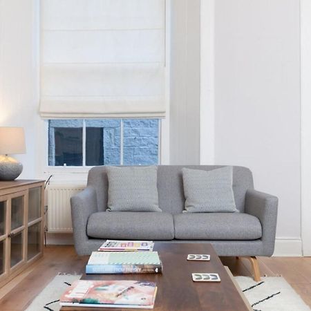 Beautifully Modernised New Town Home Edinburgh Exterior photo